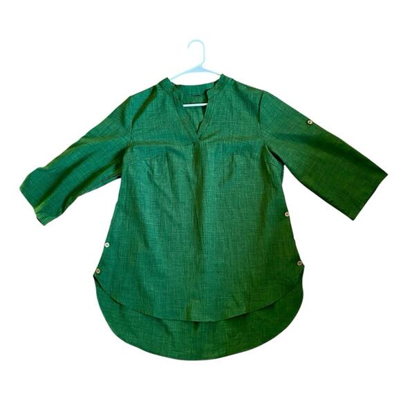 Tops - Green V-Neck Tunic with Wood Button Details